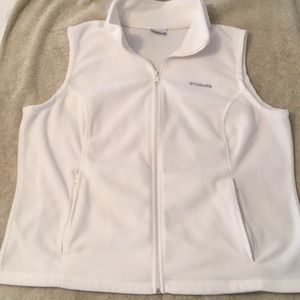 Columbia fleece vest